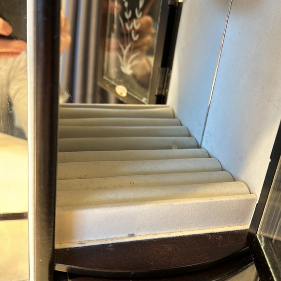 Women’s Jewellery box. Multiple compartments. - Picture 14 of 15